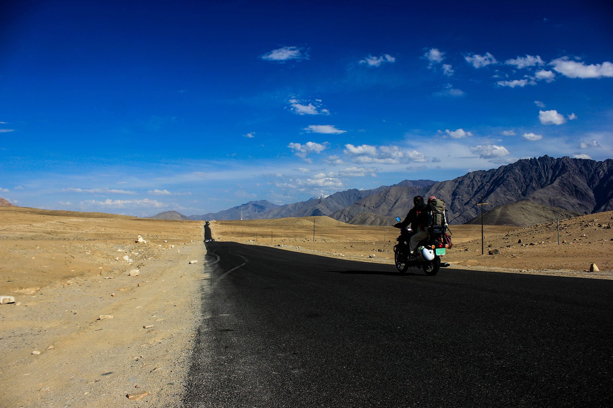 Srinagar Kargil Ladkah Tour Packages, Leh ladakh with Srinagar tour, Kashmir Pangong Tour itinerary, Ladakh Tour Bookings, Leh ladakh Coule packages, Leh ladakh Bike trip 7 Days Kashrmir ladakh tour itienrary 